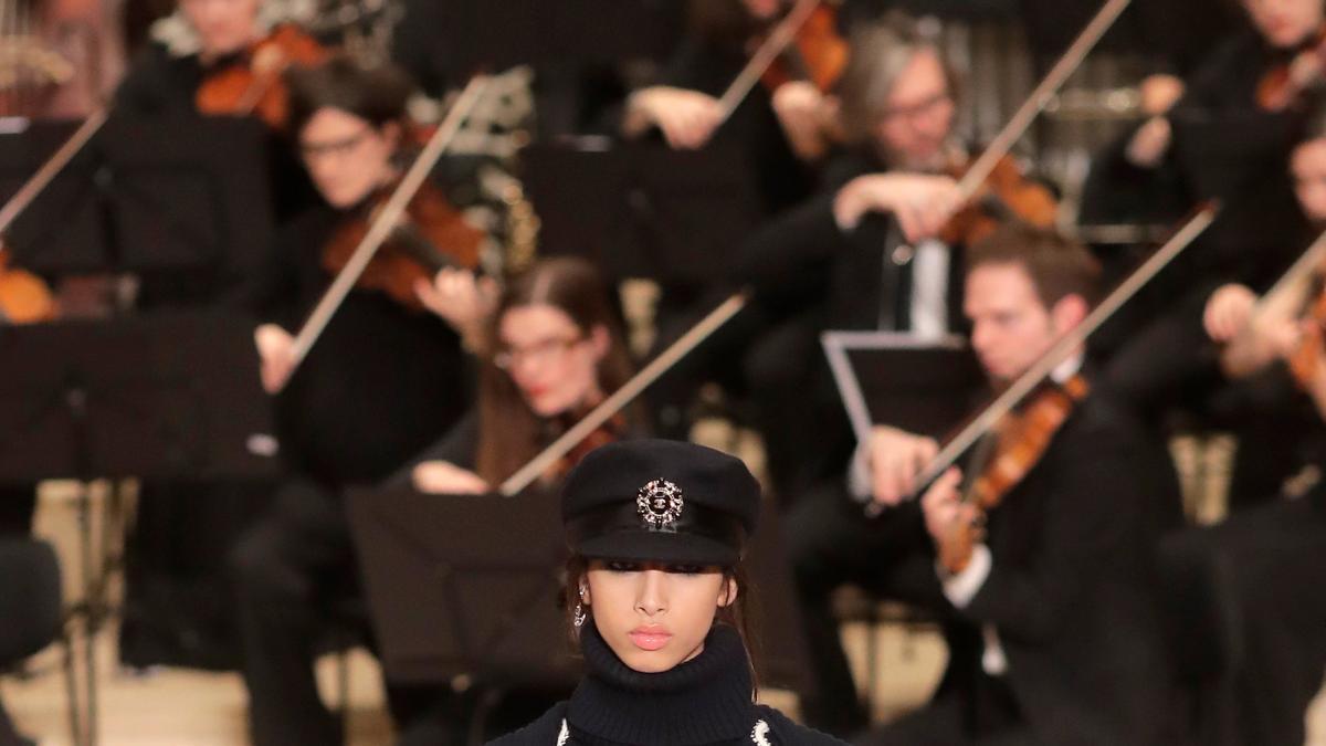 El desfile de Chanel de Métiers d'Art en Hamburgo