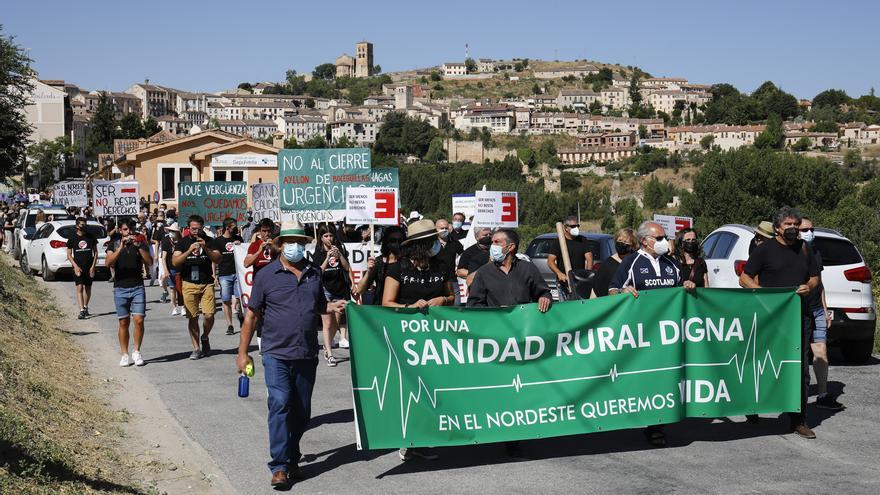 La España vaciada se queda sin médicos: unos 4.500 profesionales se jubilarán en los próximos 5 años