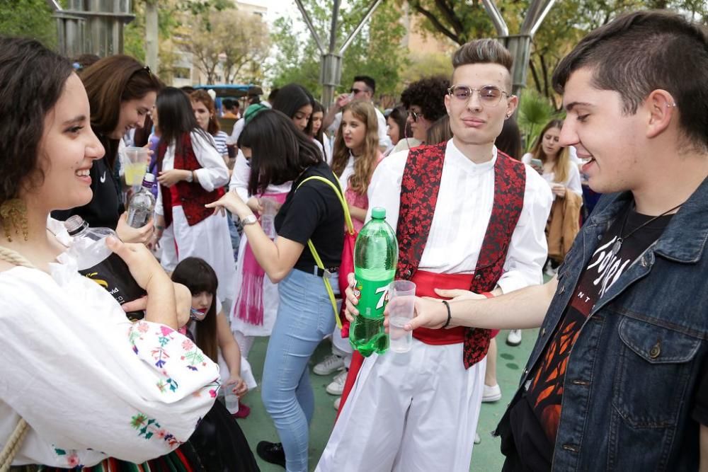 Ambiente en el Jardín de la Fama en el Bando de la Huerta