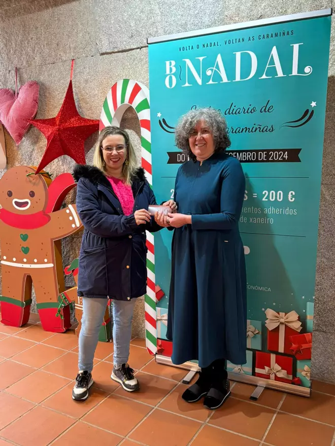 Ganadores de las 'caramiñas' de 200 euros de la campaña de Navidad de A Pobra