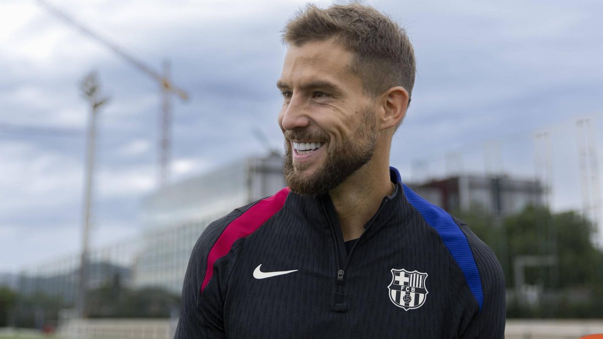 برشلونة يخطط لتجديد عقد إينيغو مارتينيز حتى 2025 بغض النظر عن الشروط التلقائية