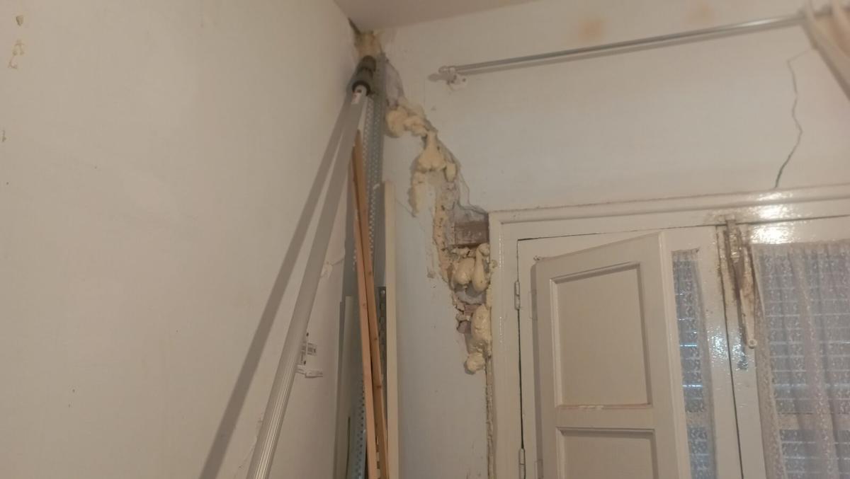 Vecinos de Carranque calculan que la mitad del barrio sufre grietas. Asociación Proyecto Carranque