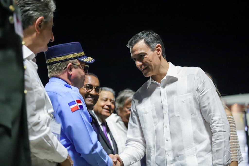 Llegada del presidente de España, Pedro Sánchez, a la cumbre Iberoamericana en Santo Domingo, en imágenes