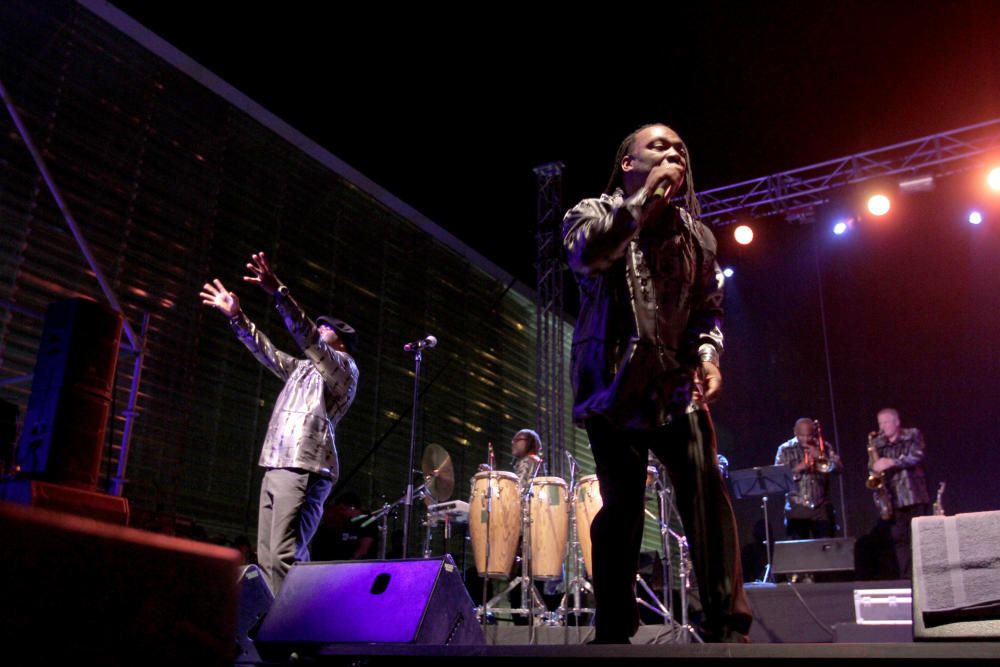 La M.O.D.A. y Earth Wind and Fire Experience, ayer en La Mar de Músicas