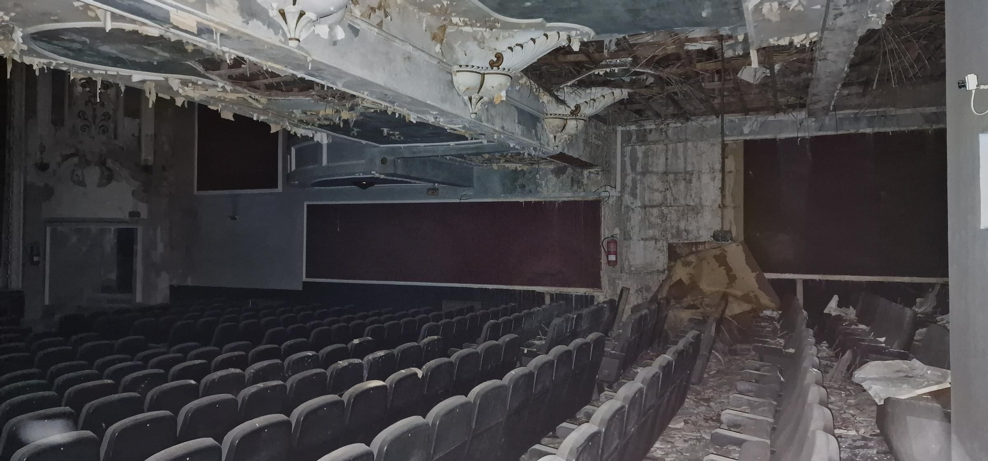 El estado actual del antiguo Cine Rex, en imágenes
