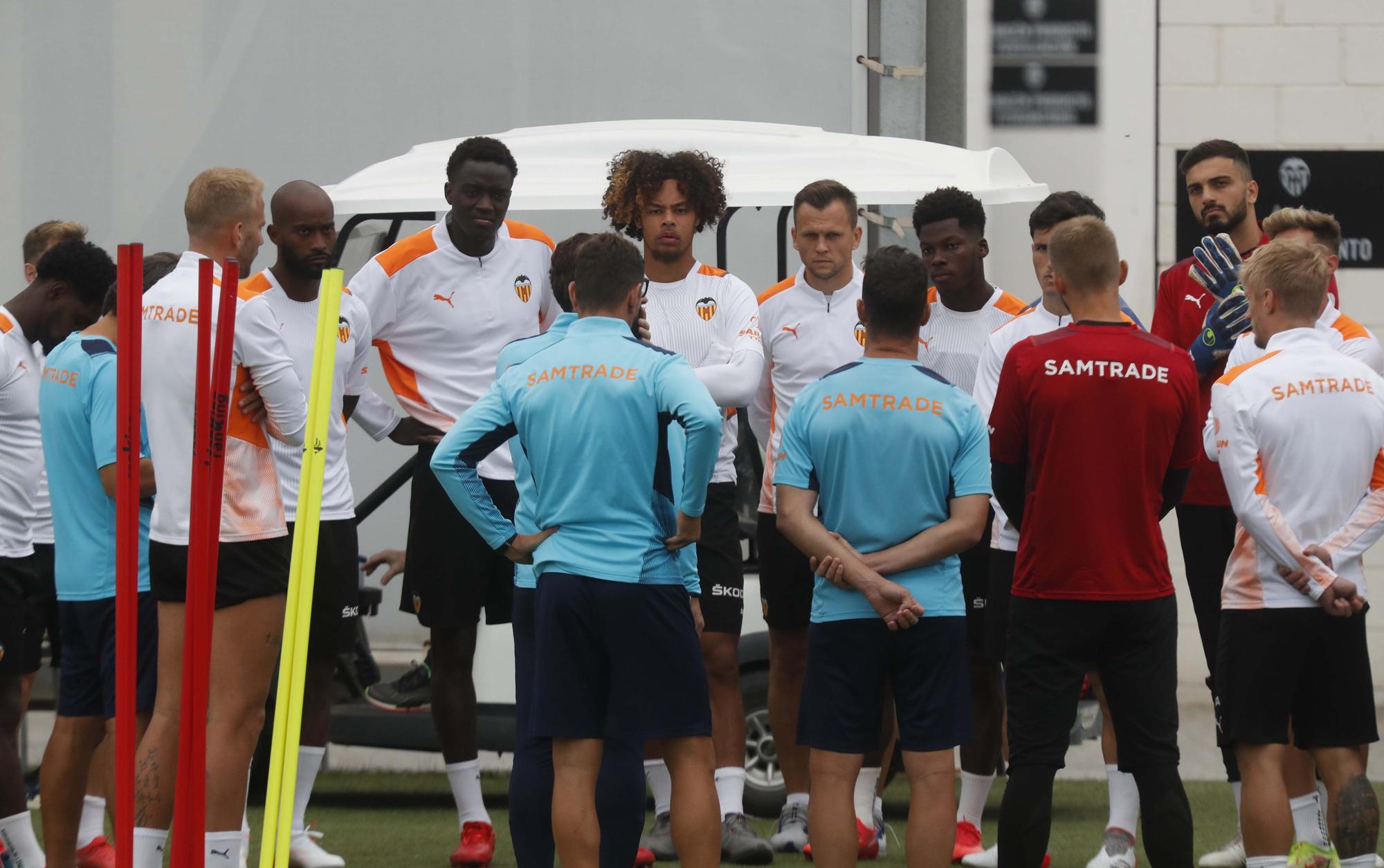 Entrenamiento del Valencia antes del encuentro frente al Mallorca