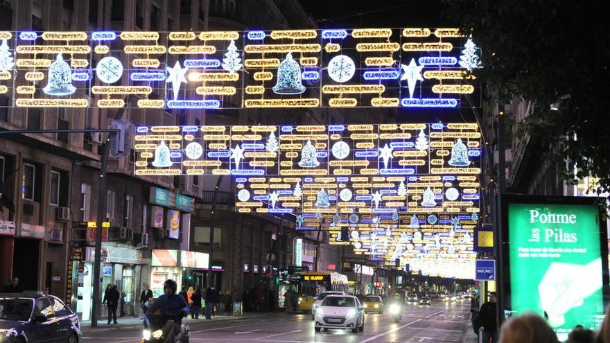 Murcia estrenará el jueves iluminación navideña al ritmo de la música