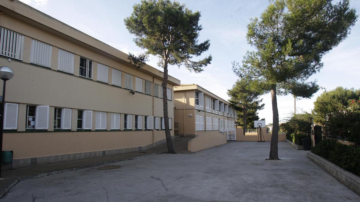 La agresión se produjo en el centro de enseñanza pública de Son Ferrer, en Calvià