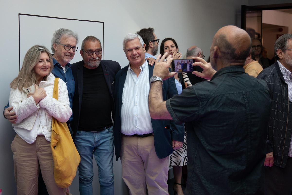 La galería de arte del hotel Artmadams se inaugura con pintura efímera La galería de arte del hotel Artmadams se inaugura con pintura efímera