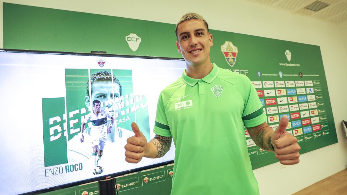 Enzo Roco, durante su presentación con el Elche.| ANTONIO AMORÓS