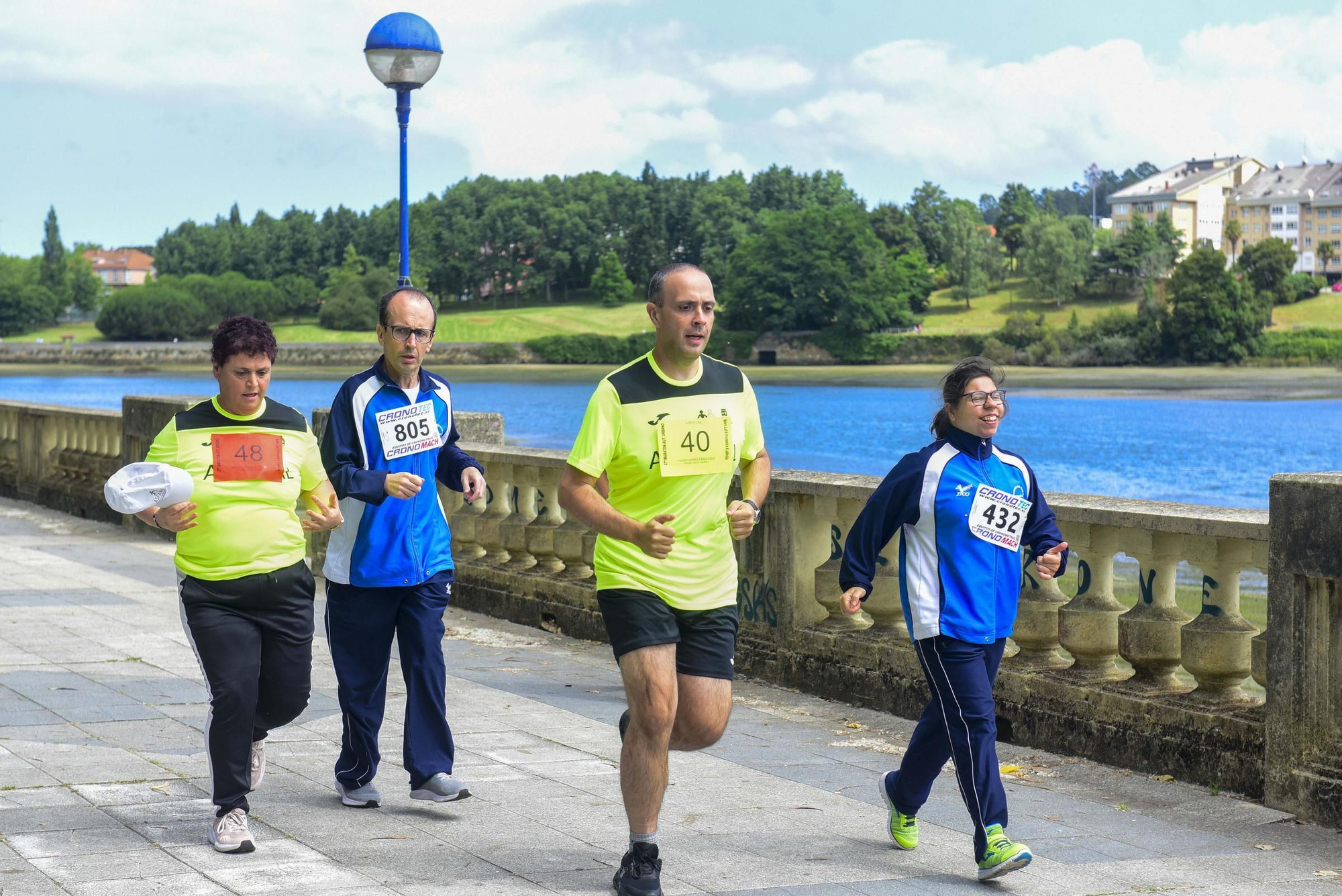 Más de 100 deportistas participan en el maratón urbano Special Olympics en O Burgo