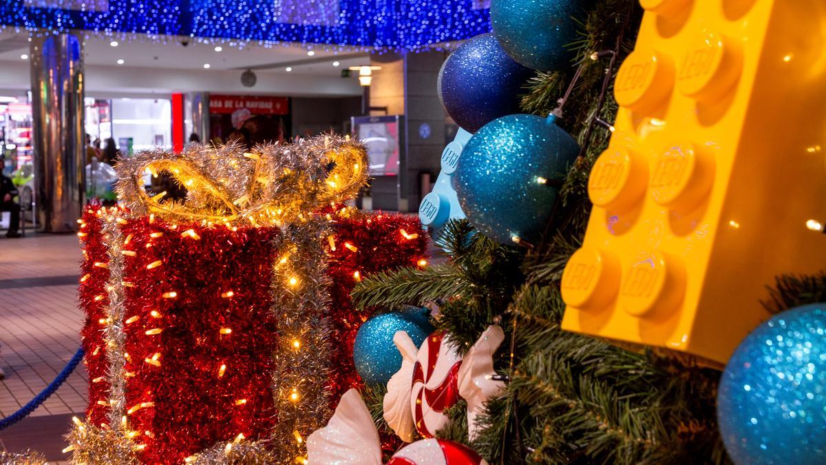 El centro comercial Aqua Multiespacio está preparado para recibir la Navidad.