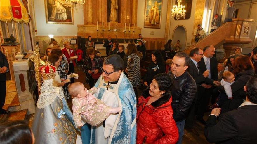 El domingo 29 será el primer &#039;Paso por el Manto&#039; de la Virgen del Lledó en 2017