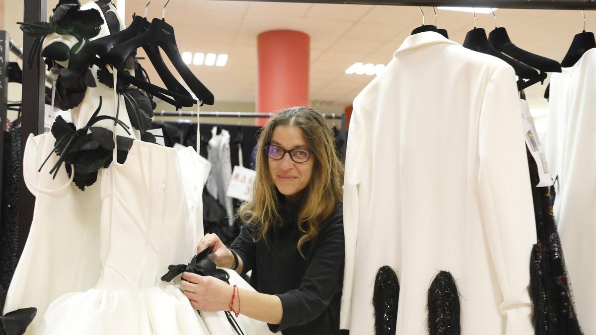 VÍDEO: Yolancris la firma catalana que viste a Beyoncé y a Rosalía, aterriza en Oviedo para desfilar en la Pasarela Campoamor