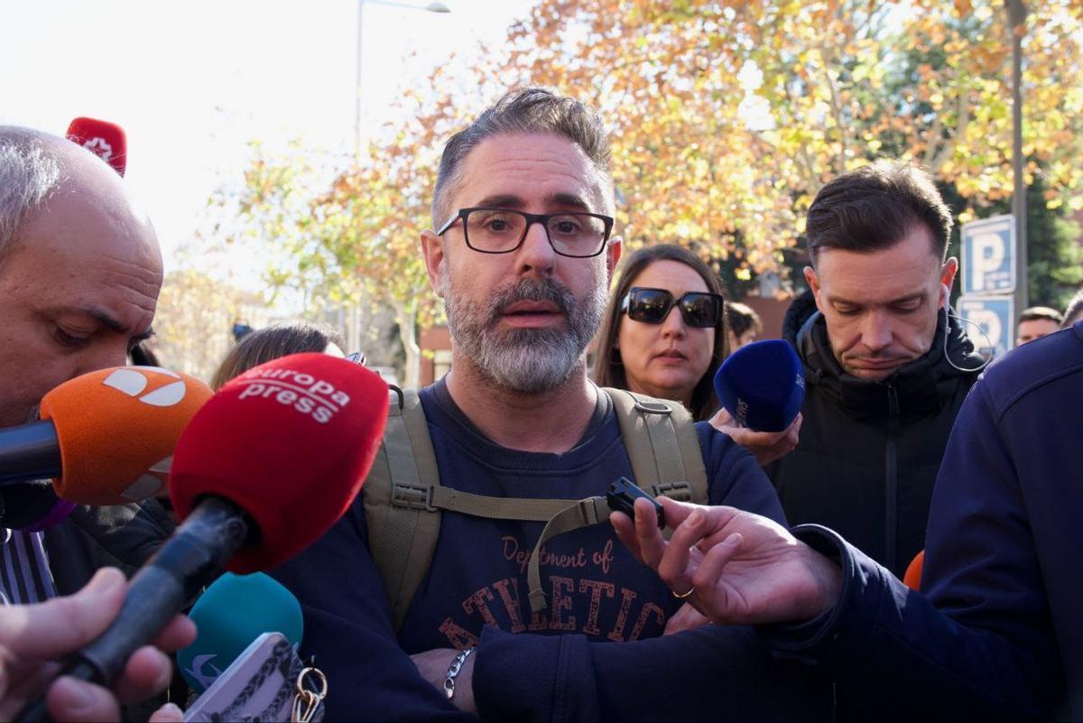Javier, familiar de uno de los desaparecidos en el accidente ferroviario de Adamuz.