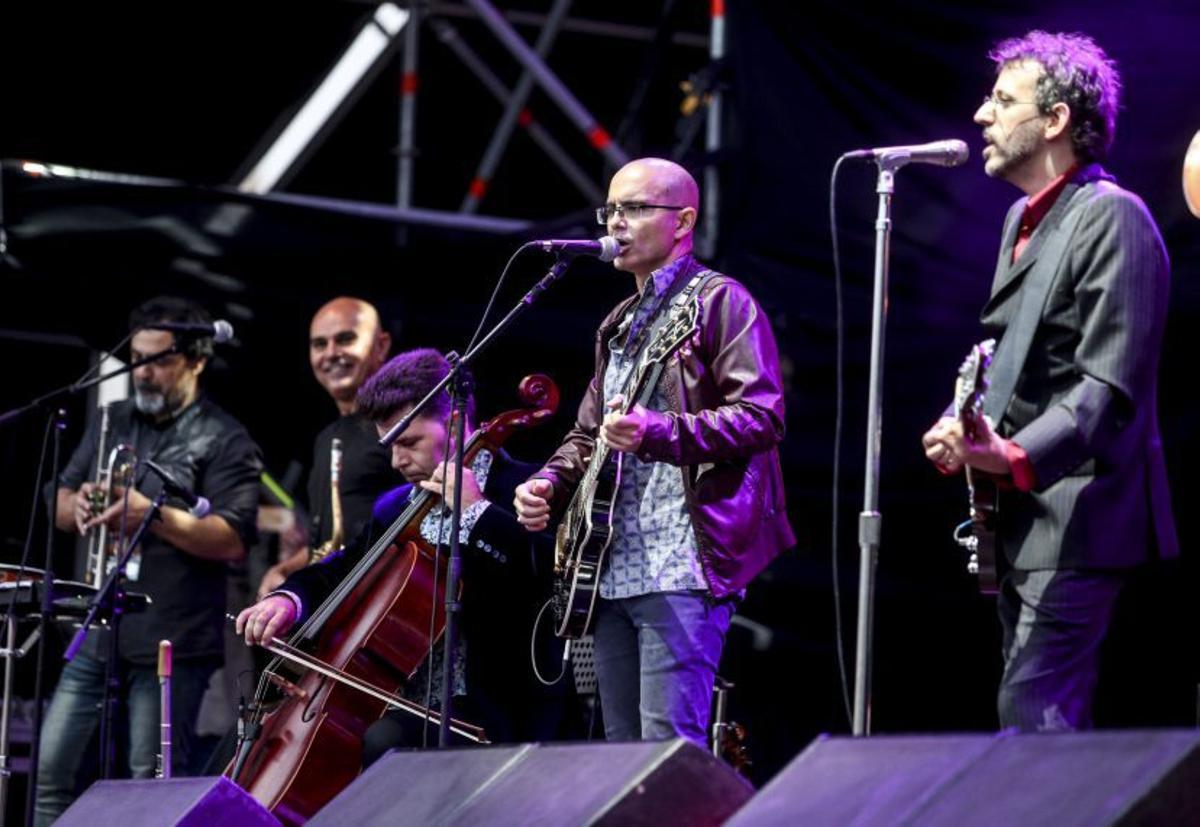 "Stormy Mondays" presenta nuevo disco