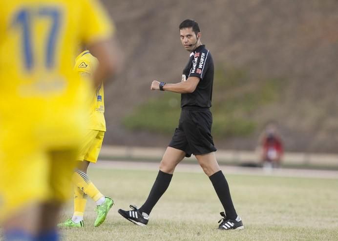 02/08/2017.DEPORTES.Partido de ida de la Copa Mahou entre el CD Tenerife y la UD Las Palmas..Fotos: Carsten W. Lauritsen