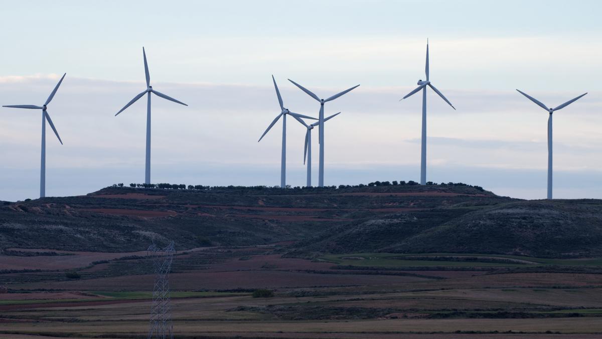 Parque eólico Cabezo de San Roque en Muel (Zaragoza).