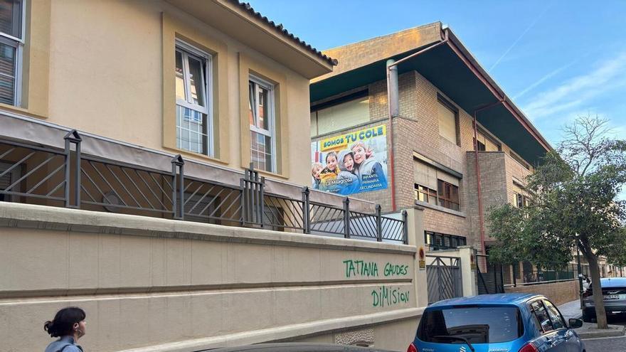 Tatiana Gaudes vuelve a denunciar pintadas cerca de su casa a escasas horas del inicio de la huelga de limpieza en Zaragoza: "Tenemos el kit completo de la borroka"