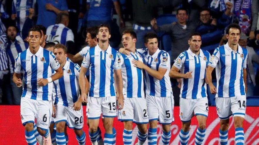 La Real Sociedad cambia el himno para incluir a las mujeres