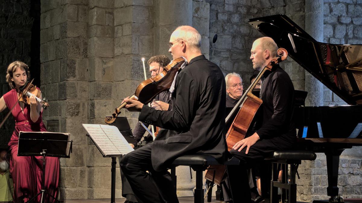 El Quartet Casals i el pianista Christian Blackshaw, en la cloenda de l’any passat.