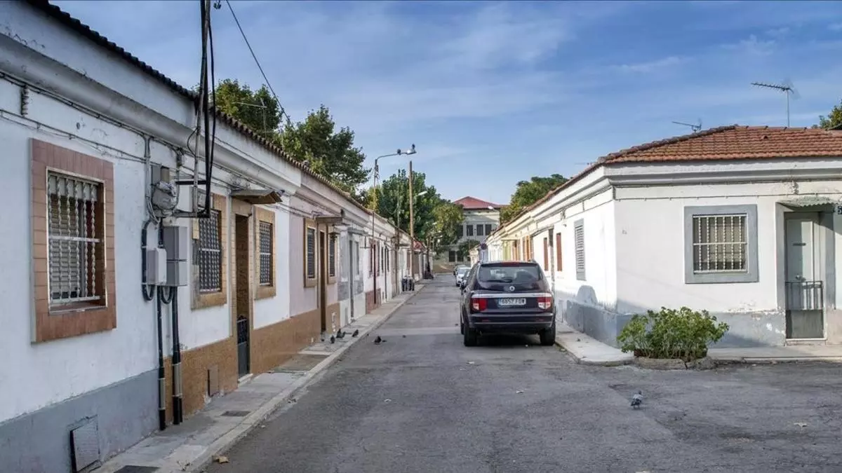 Barcelona entrega 167 viviendas del plan de remodelación de casas baratas de Bon Pastor