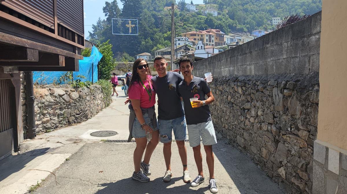 En imágenes: la romería del prao del molín preludia las fiestas del Carmen en Cangas En imágenes: la romería del prao del molín preludia las fiestas del Carmen en Cangas
