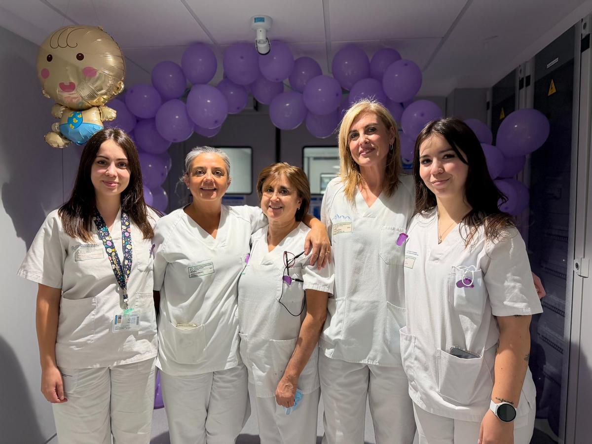 Profesionales de la unidad de neonatología del CHUO.