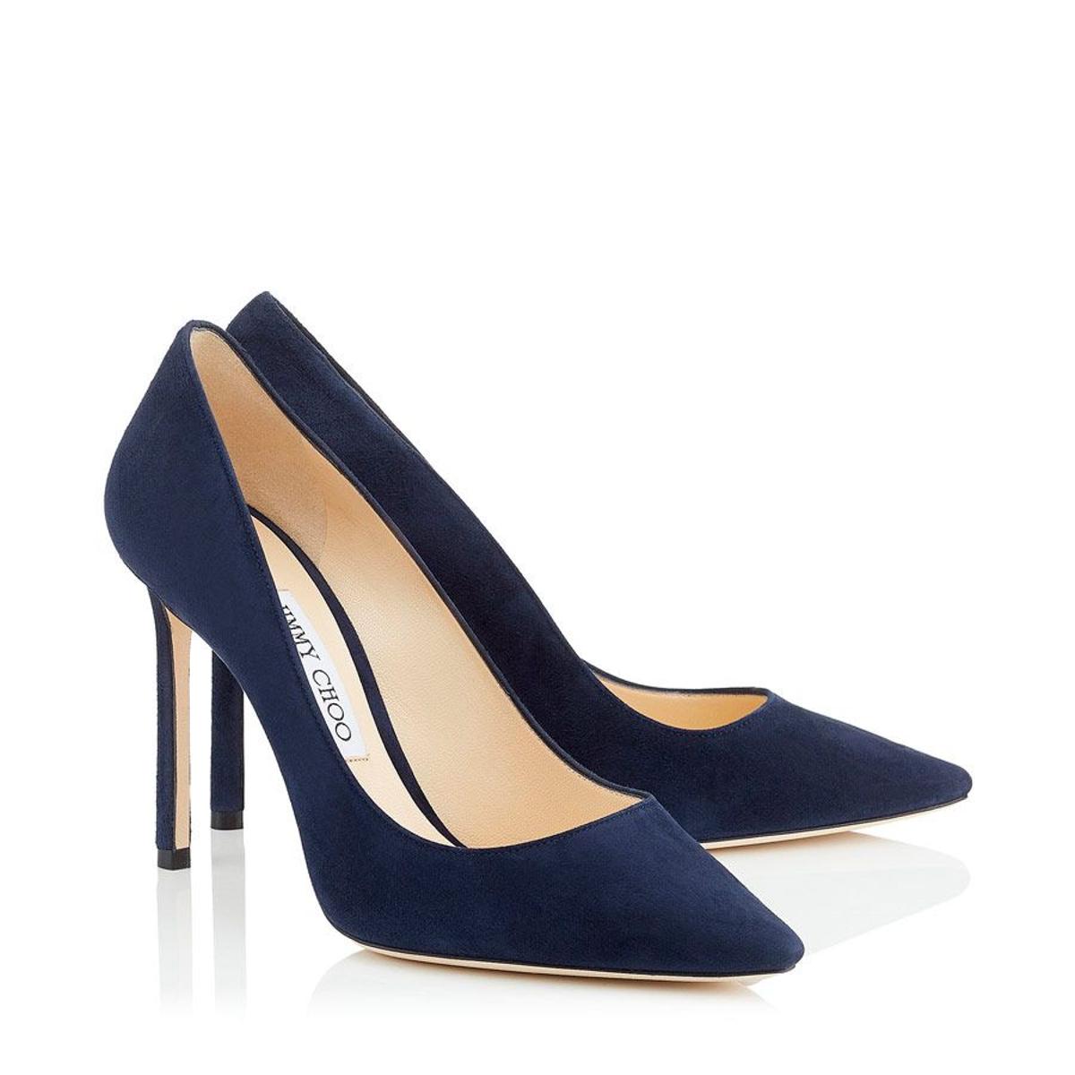 Salones de ante azul marino de Jimmy Choo