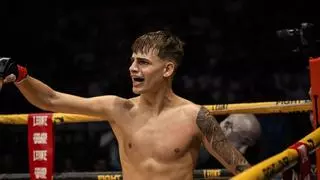 Álex Usieto, de Guinardó al cielo: "Siempre he sido una persona a la que le encanta la violencia"