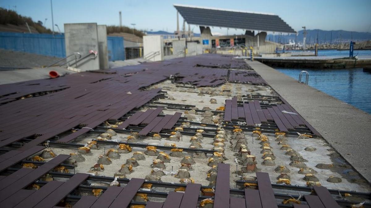 Los daños causados por el temporal en el puerto del Fòrum se elevan a un millón de euros