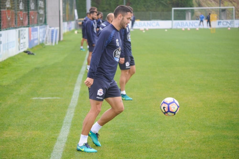 El Deportivo mantiene el planteamiento para el partido en el Camp Nou