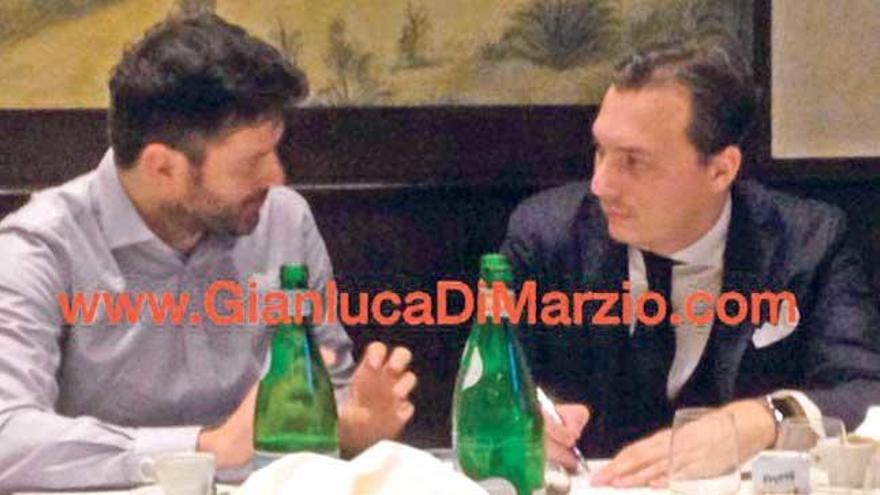 Roberto Goretti, director deportivo del Perugia, ayer con Ricardo Bianchi .