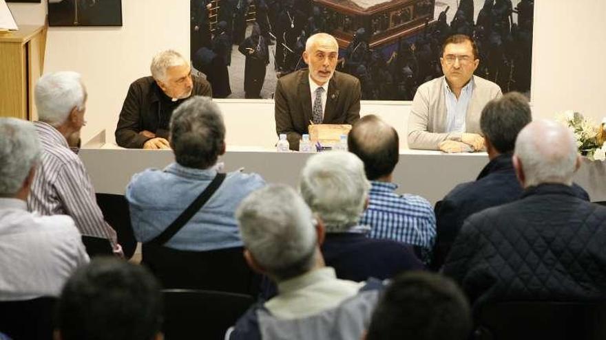 Asamblea de la Cofradía del Cristo de Valderrey.