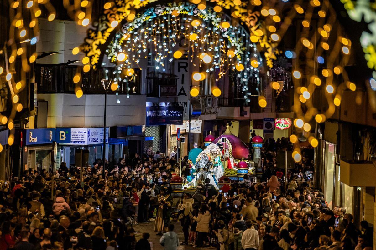 Benidorm celebra la Cabalgata de los Reyes Magos