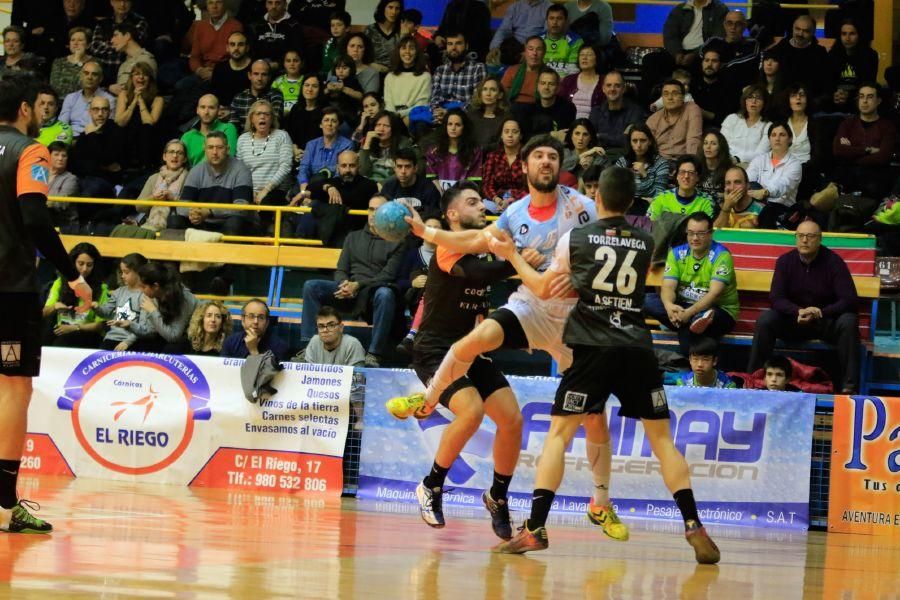 Balonmano Zamora: MMT Seguros - BM Torrelavega