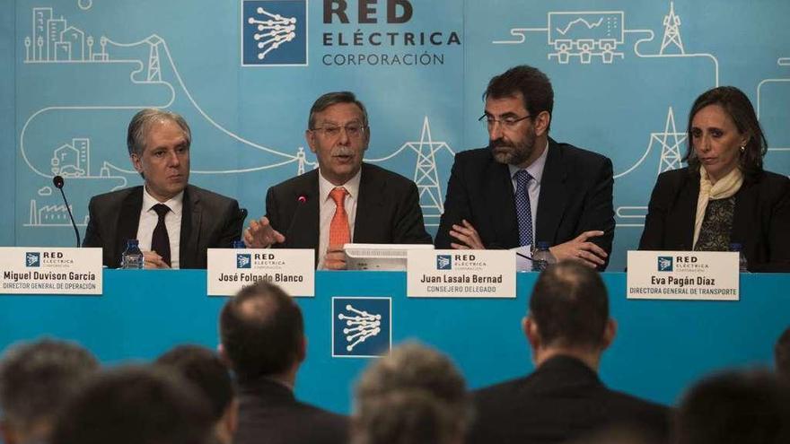 Miguel Duvison, José Folgado, Juan Lasala y Eva Pagán, ayer, en Madrid