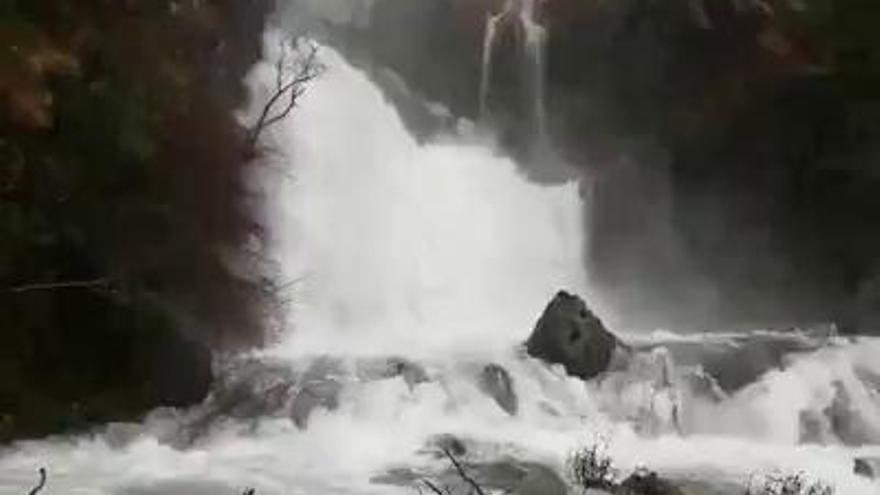 Los chorros del Río Mundo vuelven a regalar otro reventón