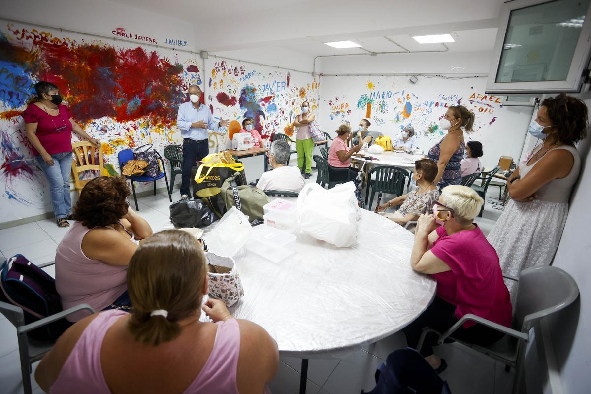 La ciudad ofrece 178 actividades en los centros cívicos