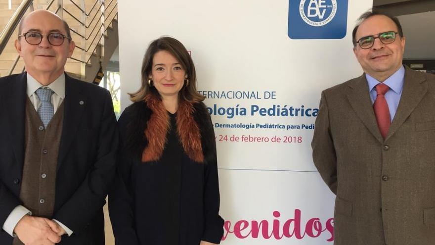 La Unidad de Dermatología del Reina Sofía reúne a más de 150 expertos en el paciente infantil