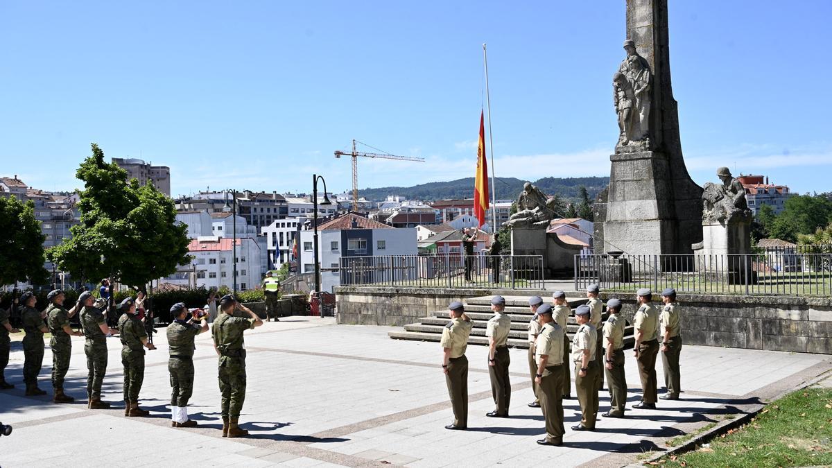 Acto de izado de Bandera en Montero Ríos