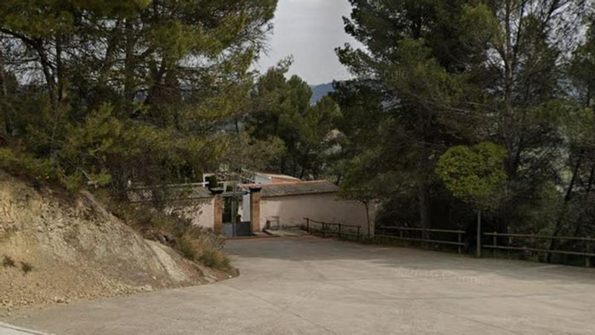 El cementiri de Castellgalí es troba en un punt alt del poble
