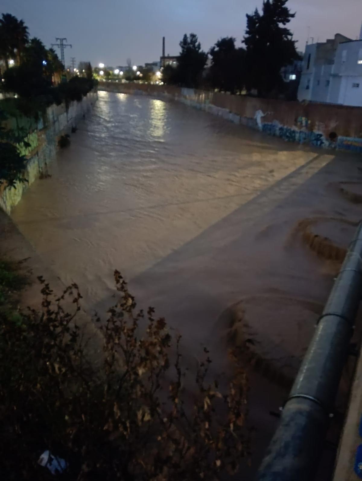 L’alerta roja per pluges reviu els fantasmes de la dana a la zona zero de València