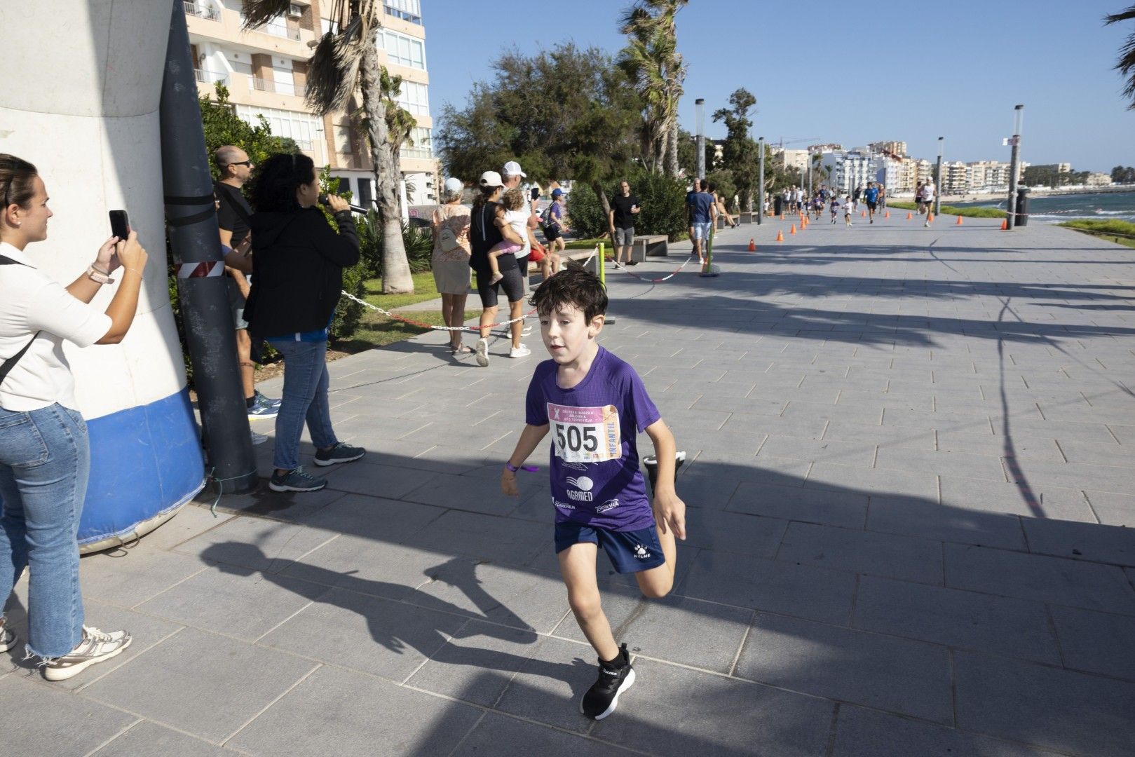 Así fue en imágenes una nueva edición de la carrera solidaria de AFA Torrevieja