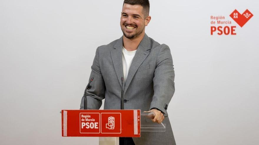 El PSOE se prepara para llevar al Constitucional el decreto de vivienda del Gobierno regional que incorpora la prioridad nacional de Vox