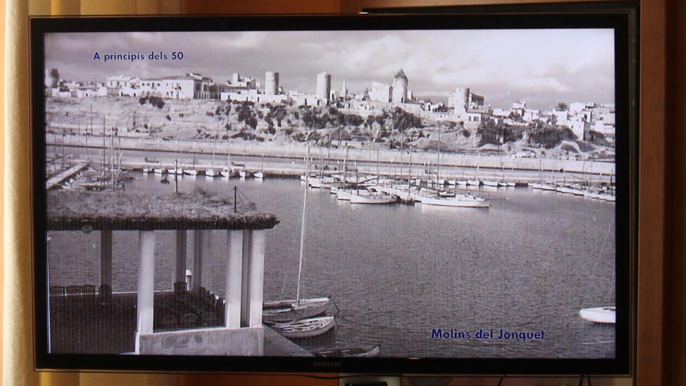 La UIB digitaliza 5.000 postales del 'boom' turístico en Baleares del Fondo Vicenç Rotger i Buïls