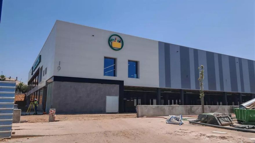 Este lunes abre el Mercadona de Huerta Rosales en Badajoz