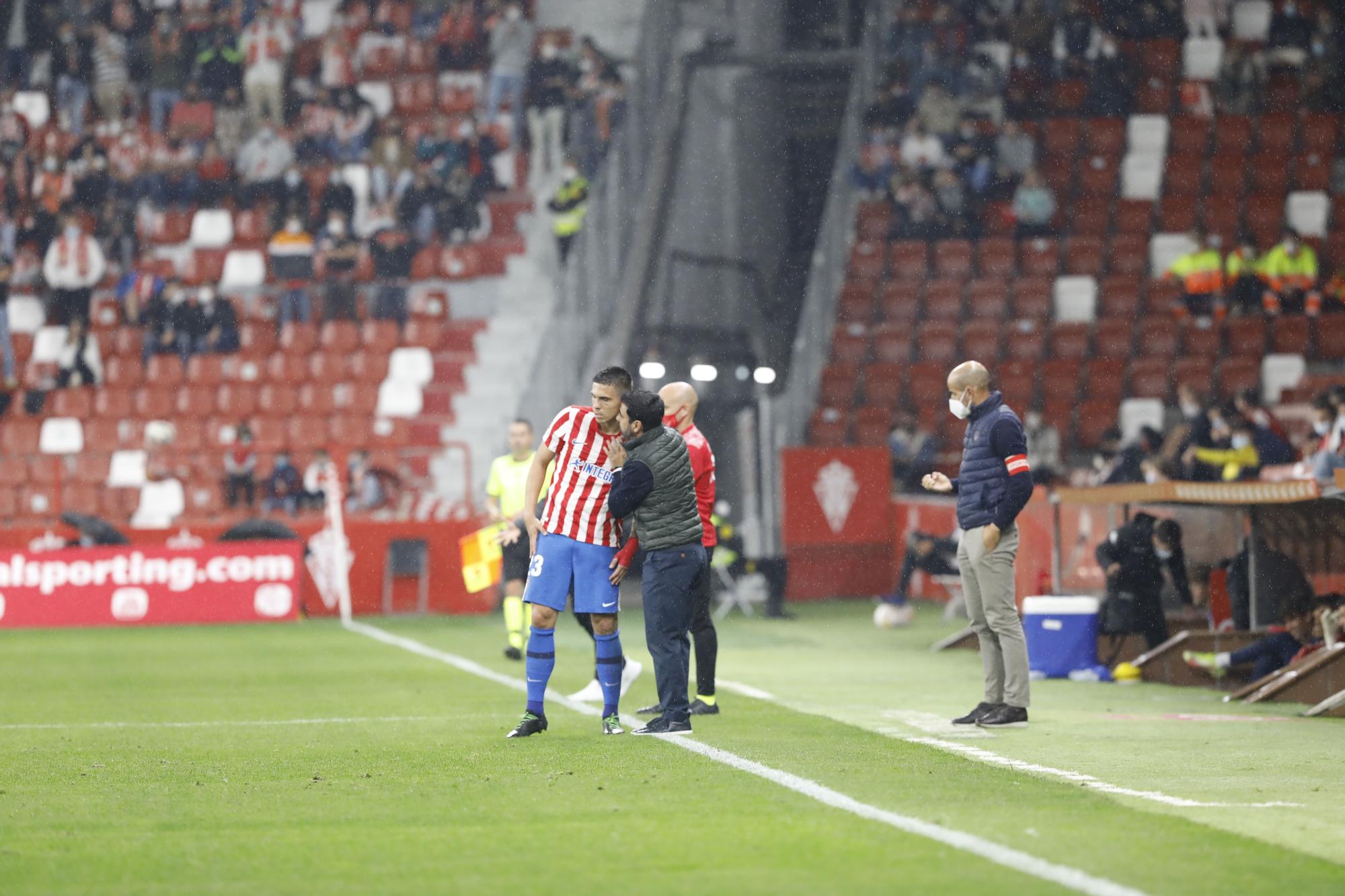 En imágenes: así fue el partido entre el Sporting y el Alcorcón