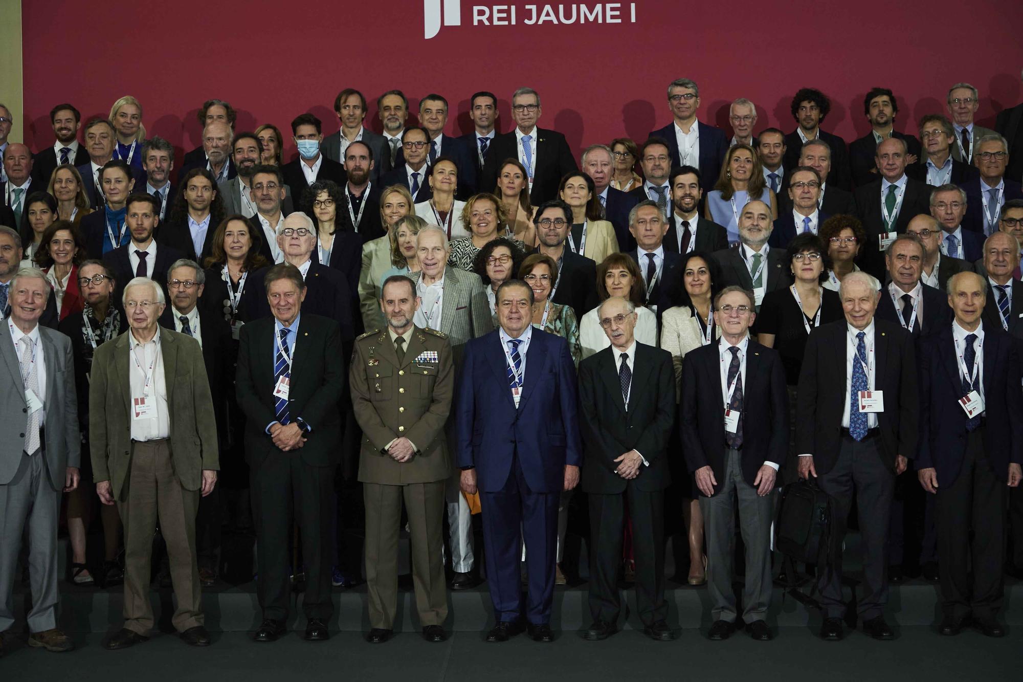 Deliberación del jurado de los premios Jaume l