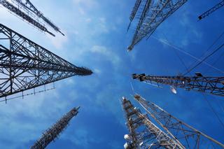 ¿Por qué hay tanto furor por comprar torres de telecomunicaciones?